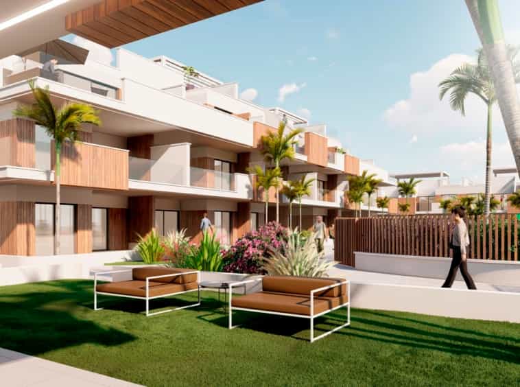 Condominium in Pilar de la Horadada, Valencia 10841440