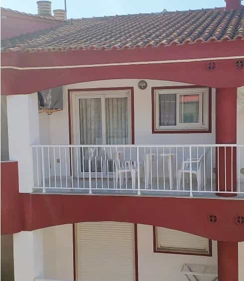 Condominium in Mareny Barraquetas, Valencia 10841478