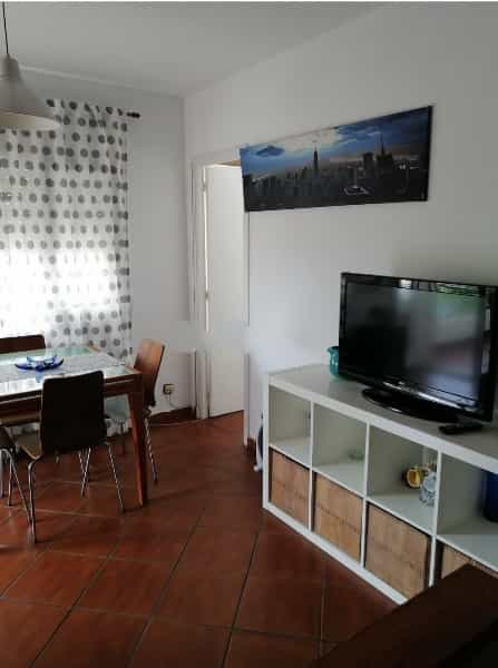 Condominium in Cubella's, Catalonië 10841632
