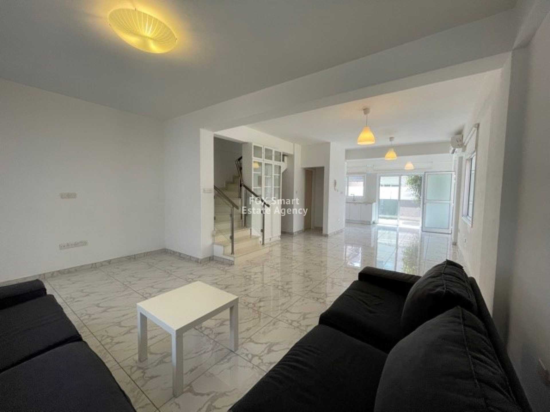 Rumah di Kato Polemidia, Limassol 10842120