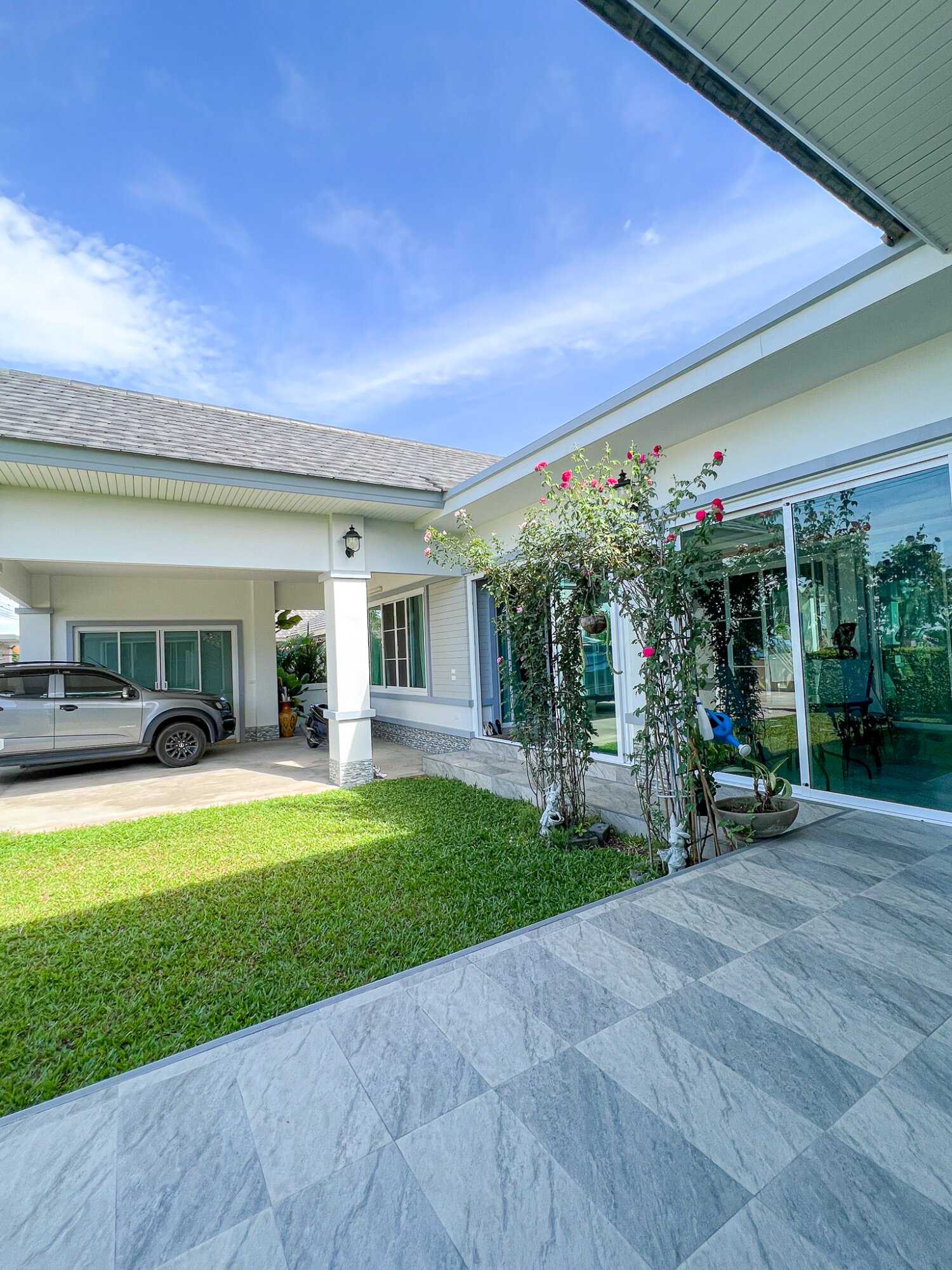 Condominium in Pranburi, Prachuap Khiri Khan 10842179