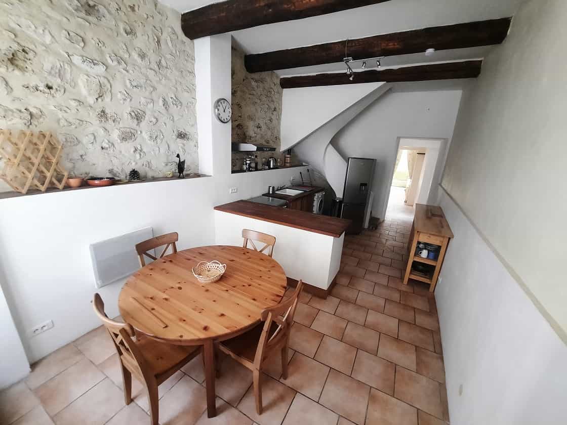 жилой дом в Magalas, Occitanie 10842302