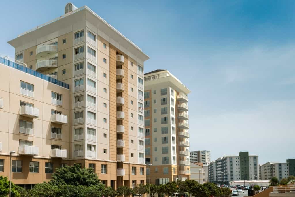 Condominium in La Linea de la Concepción, Andalusië 10842331