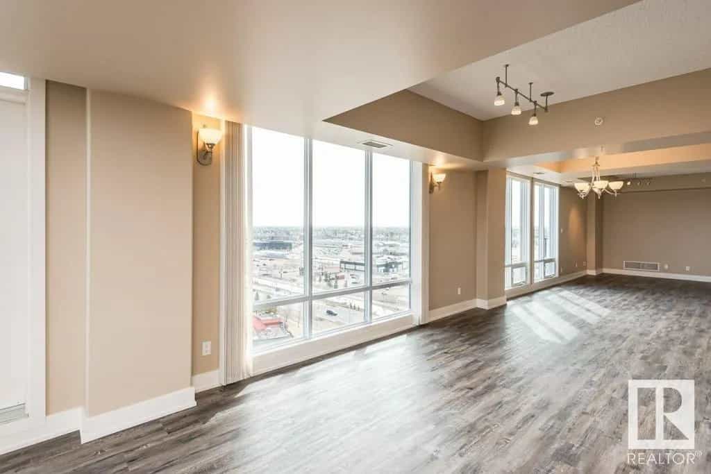 Eigentumswohnung im Edmonton, Alberta 10842503