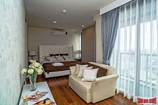 Condominium in , Krung Thep Maha Nakhon 10842603