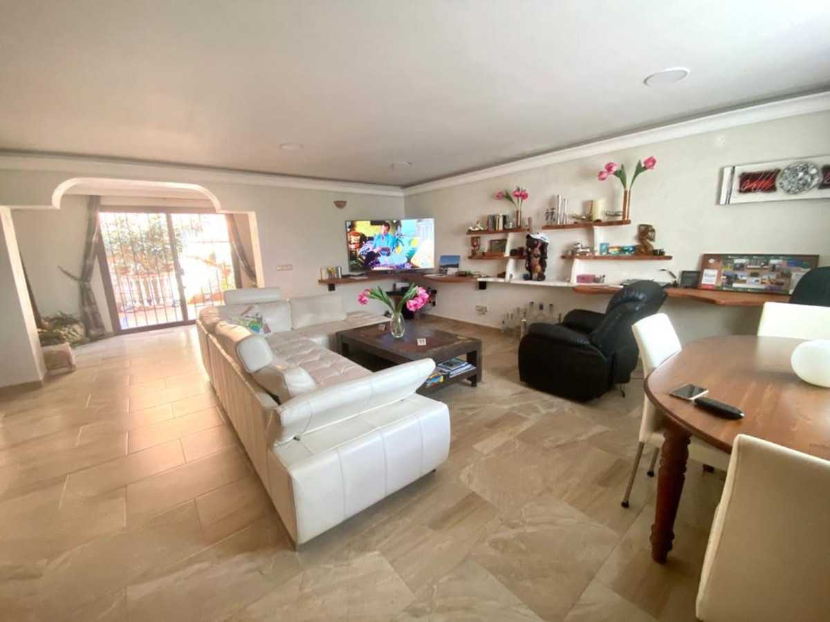 House in Marbella, Andalucía 10842655