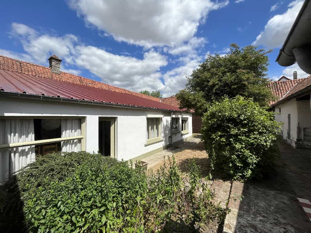 Other in Capelle-les Hesdin, Hauts-de-France 10843503