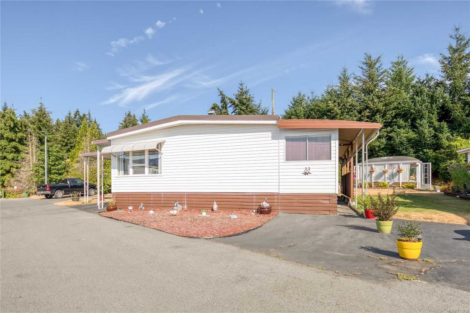 House in Nanaimo, British Columbia 10843565