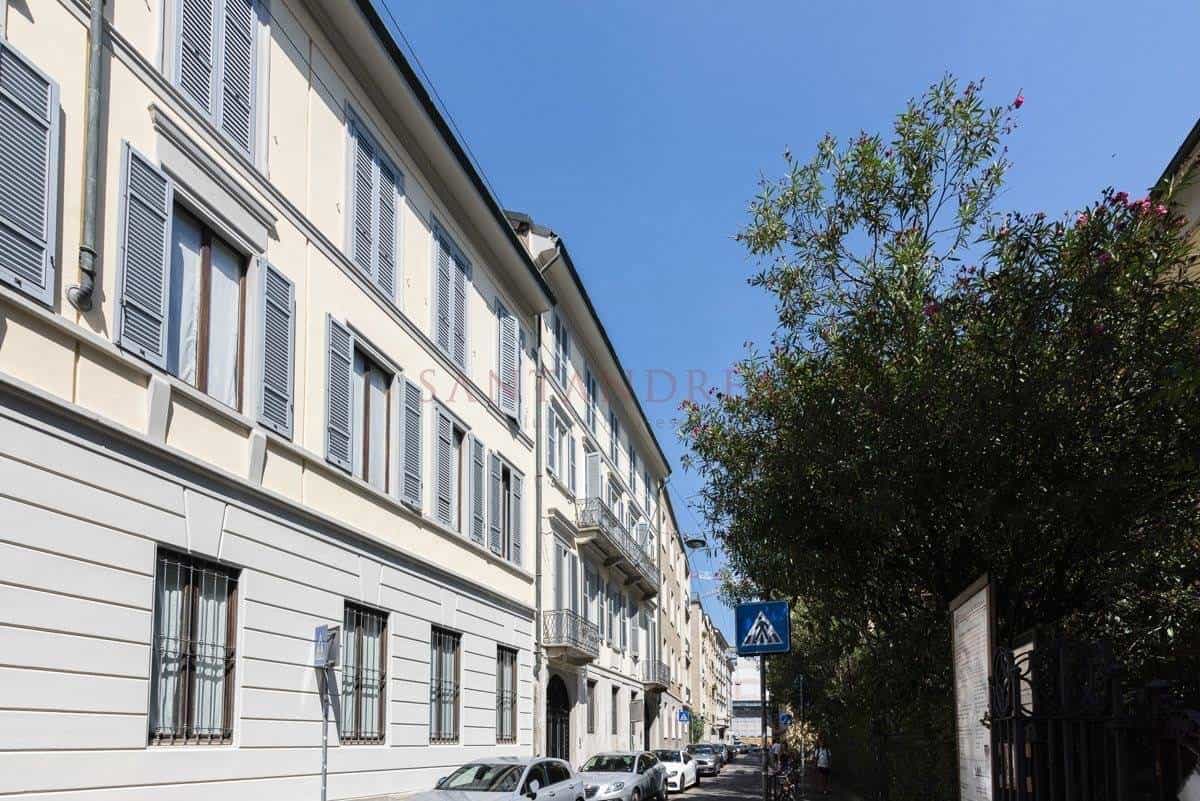 Eigentumswohnung im Milan, Lombardy 10843746
