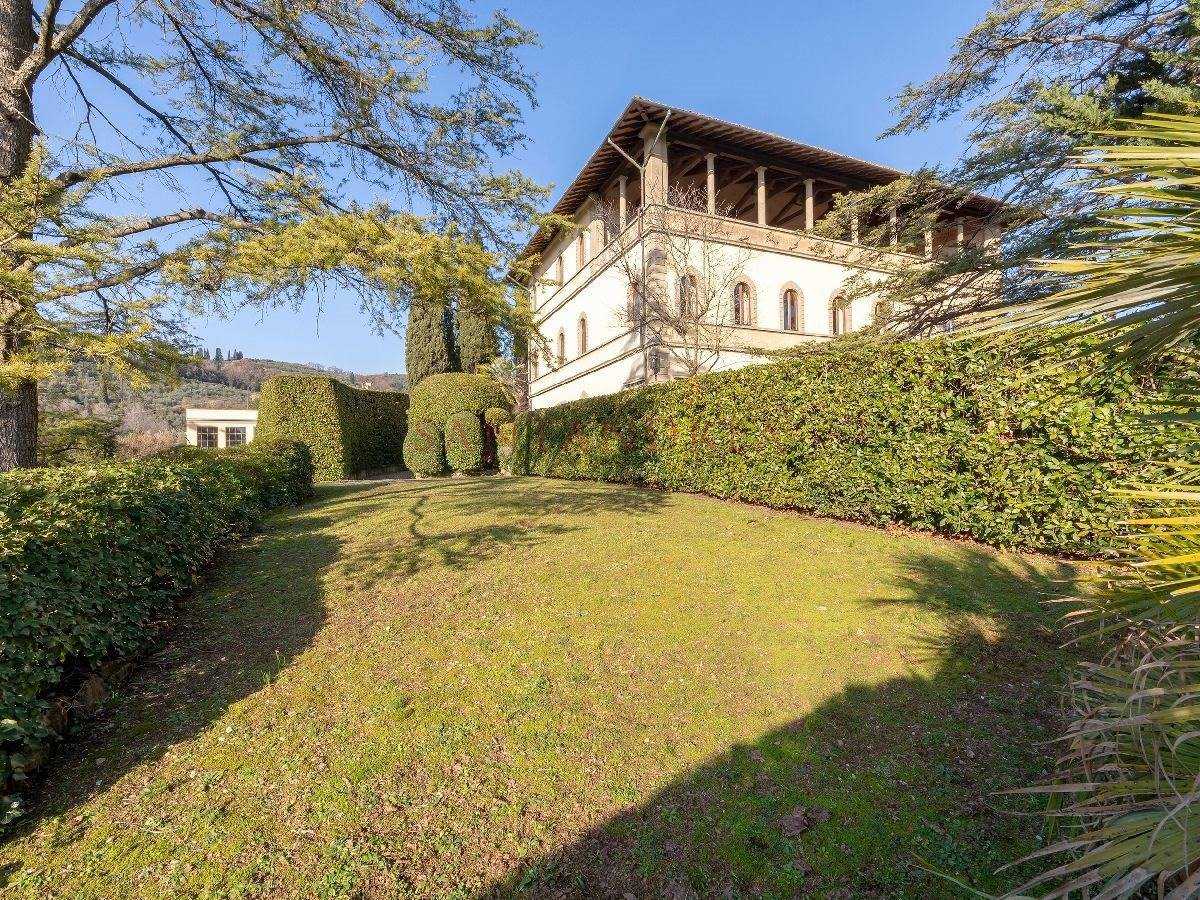 房子 在 Fiesole, Tuscany 10843776