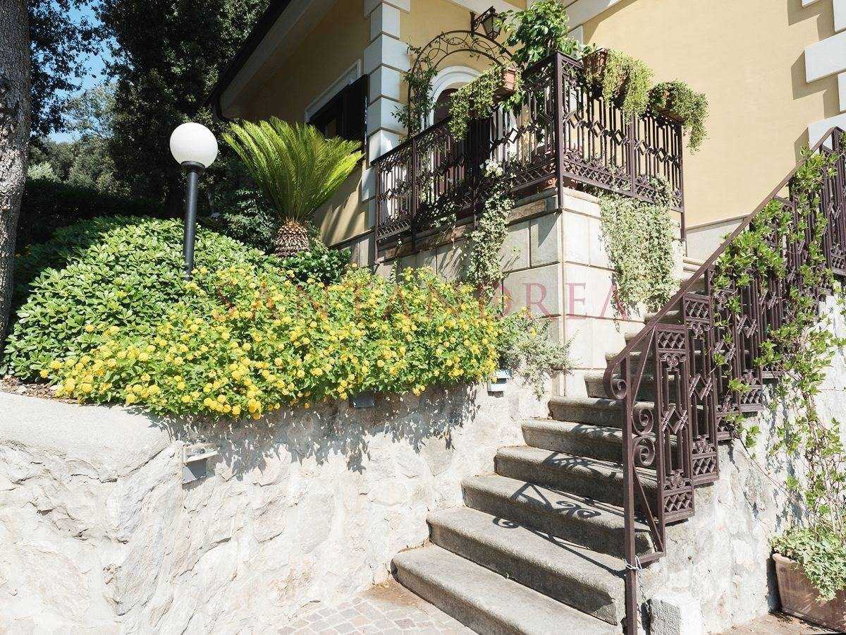 House in Capodrise, Campania 10843793