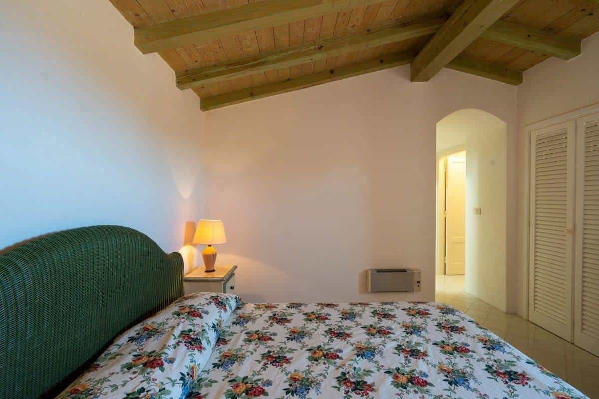 House in Arzachena, Sardinia 10843801