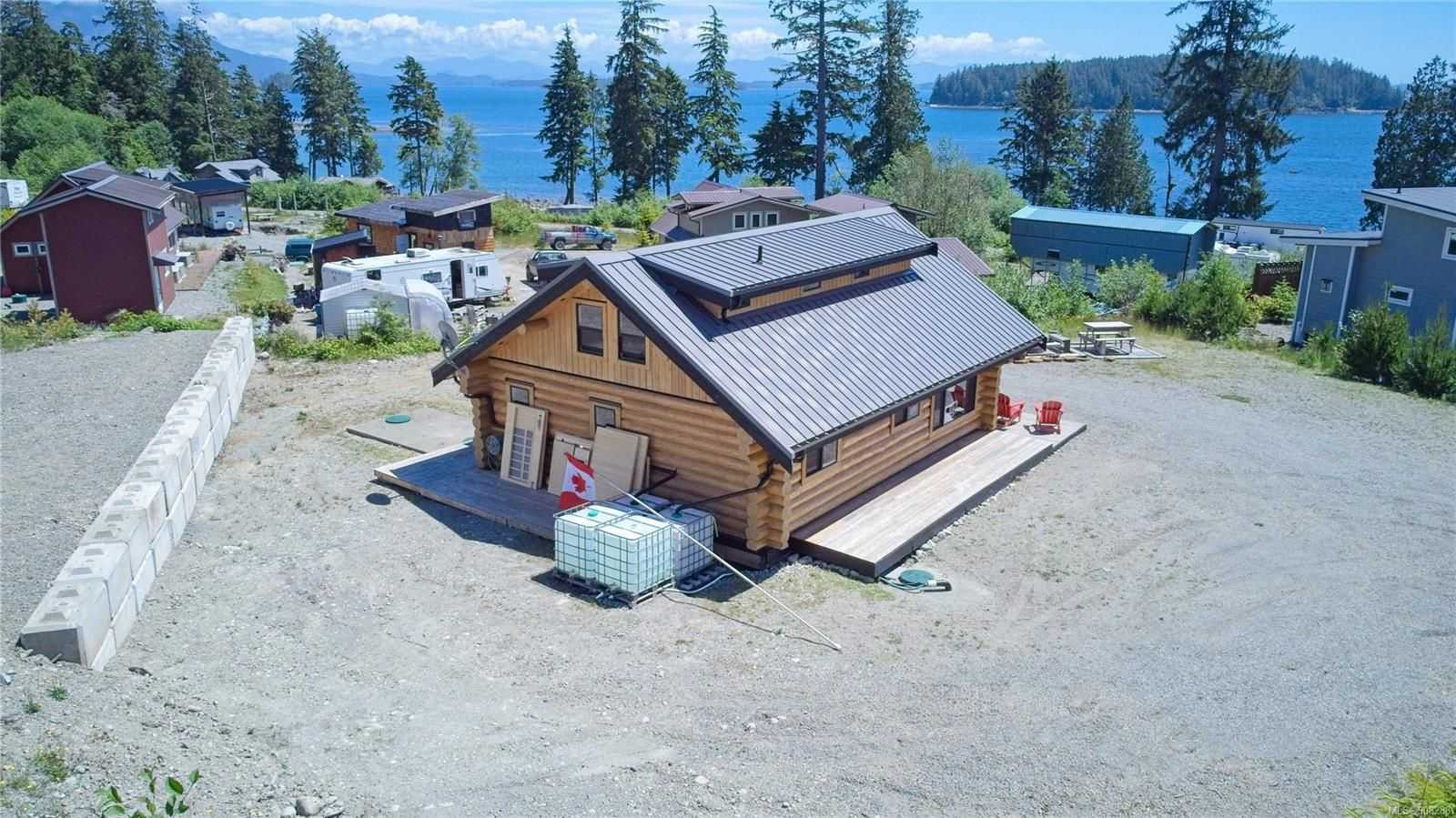 casa en Ucluelet, British Columbia 10843850