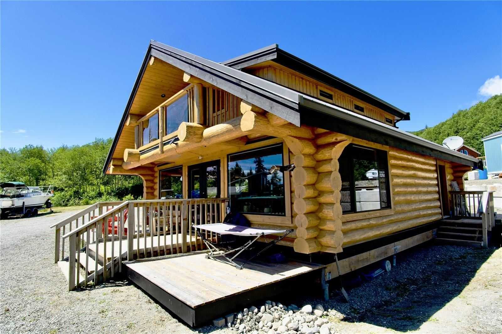 Hus i Ucluelet, British Columbia 10843850