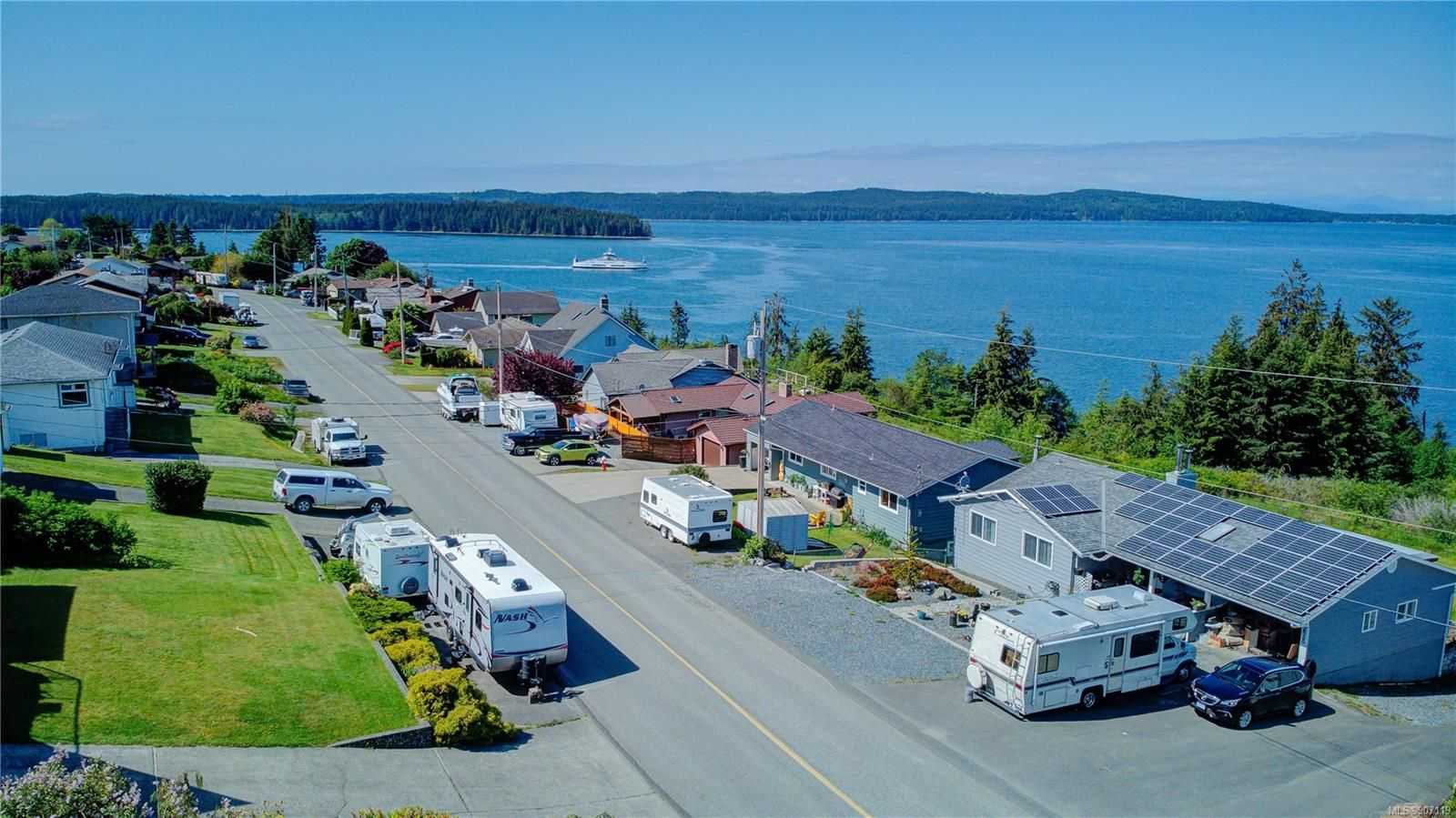 Eigentumswohnung im Port McNeill, British Columbia 10843892