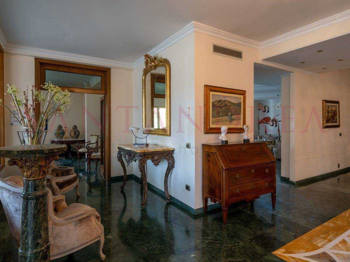 Eigentumswohnung im Livorno, Tuscany 10843897