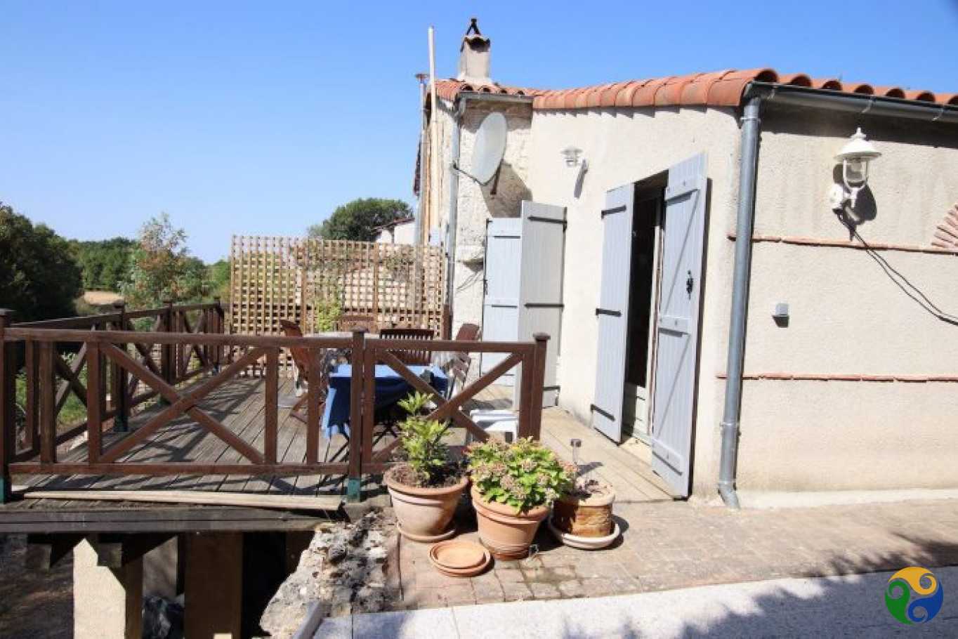 Huis in Puymirol, Nouvelle-Aquitaine 10843903