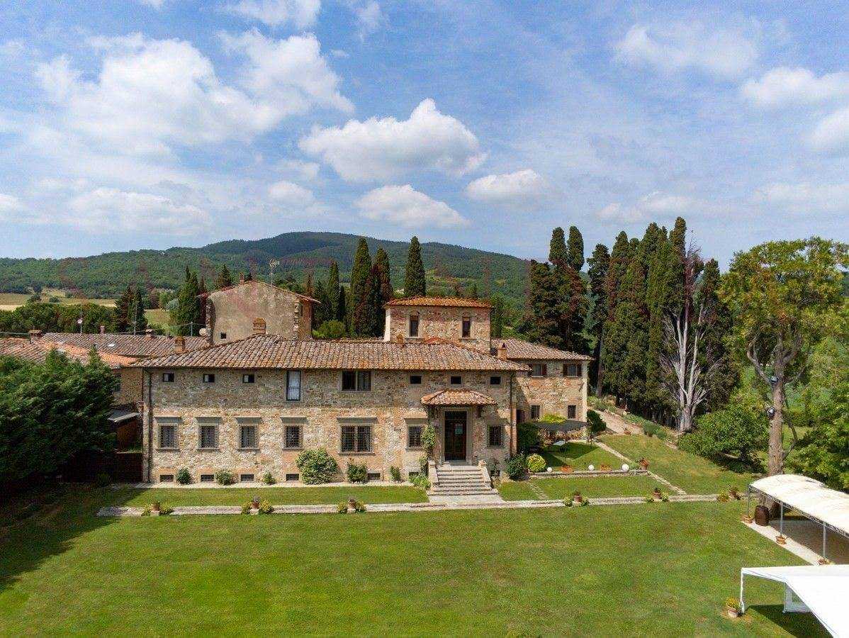 بيت في Scarperia e San Piero, Tuscany 10843908