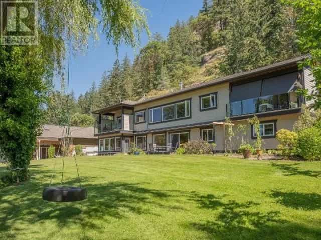 Eigentumswohnung im Powell River, British Columbia 10843954