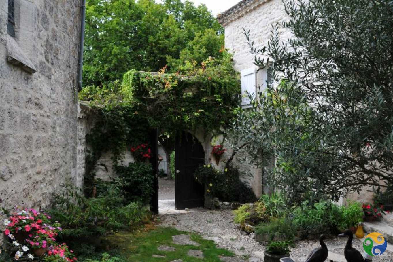 Condominio nel Montcuq-en-Quercy-Blanc, Occitanie 10843975