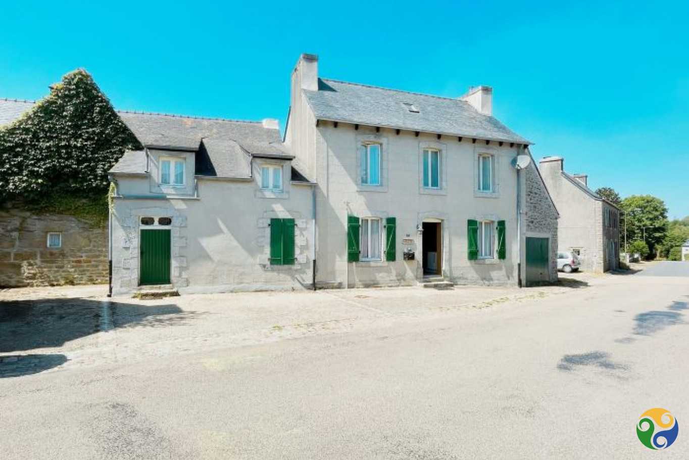 Condominium dans La Feuillée, Brittany 10843977
