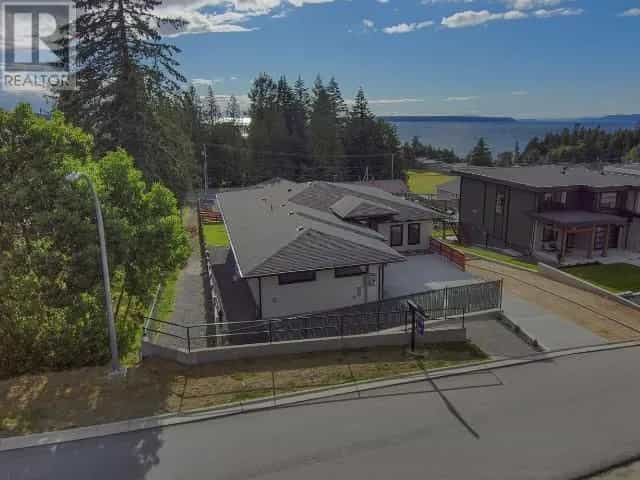 Eigentumswohnung im Powell River, British Columbia 10843999