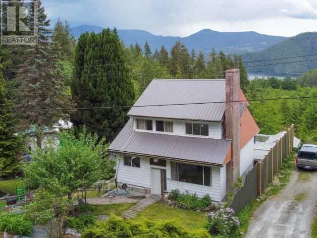 Condominium in Westview, British Columbia 10844086
