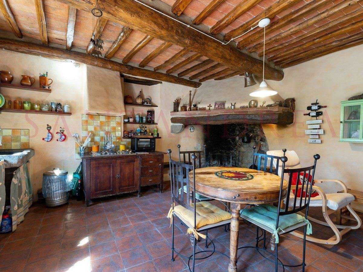Rumah di Figline e Incisa Valdarno, Tuscany 10844114