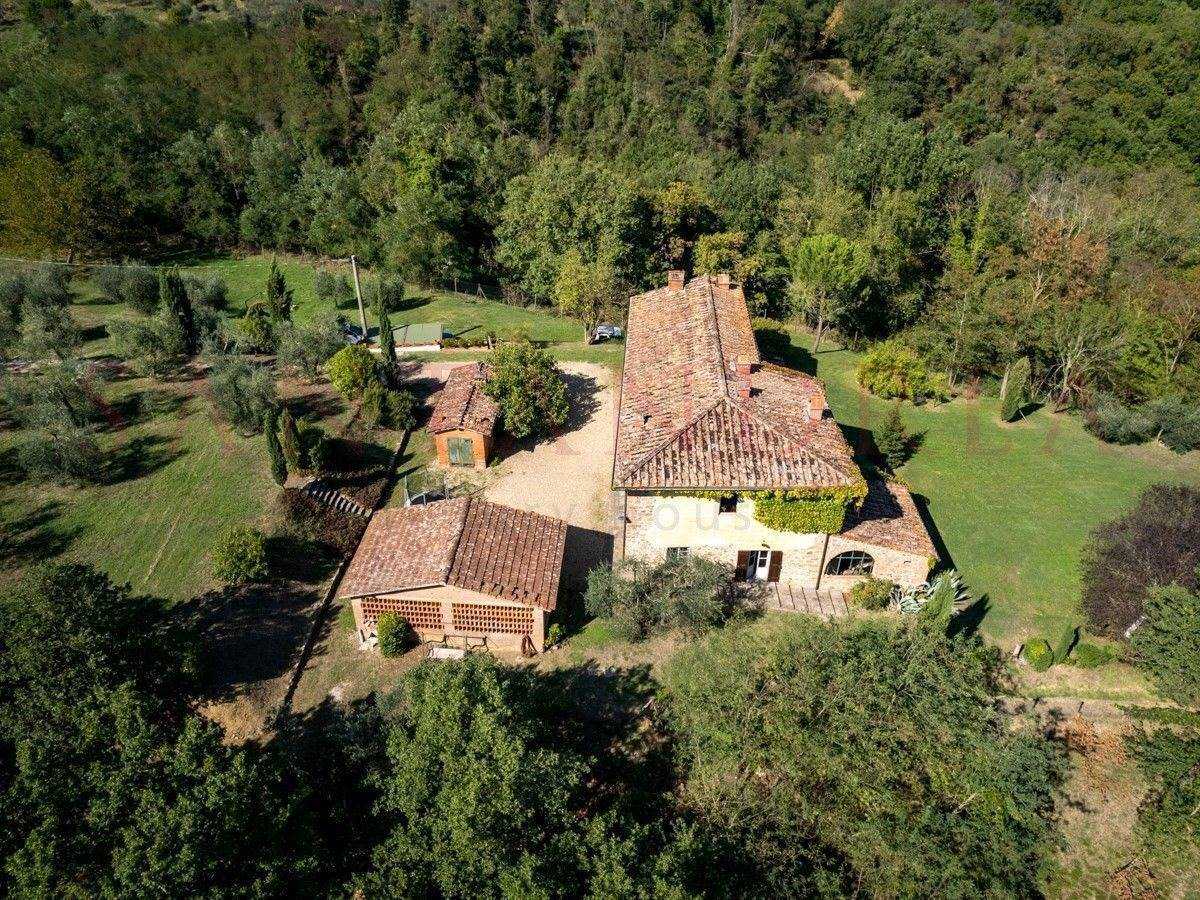 Rumah di Figline e Incisa Valdarno, Tuscany 10844114