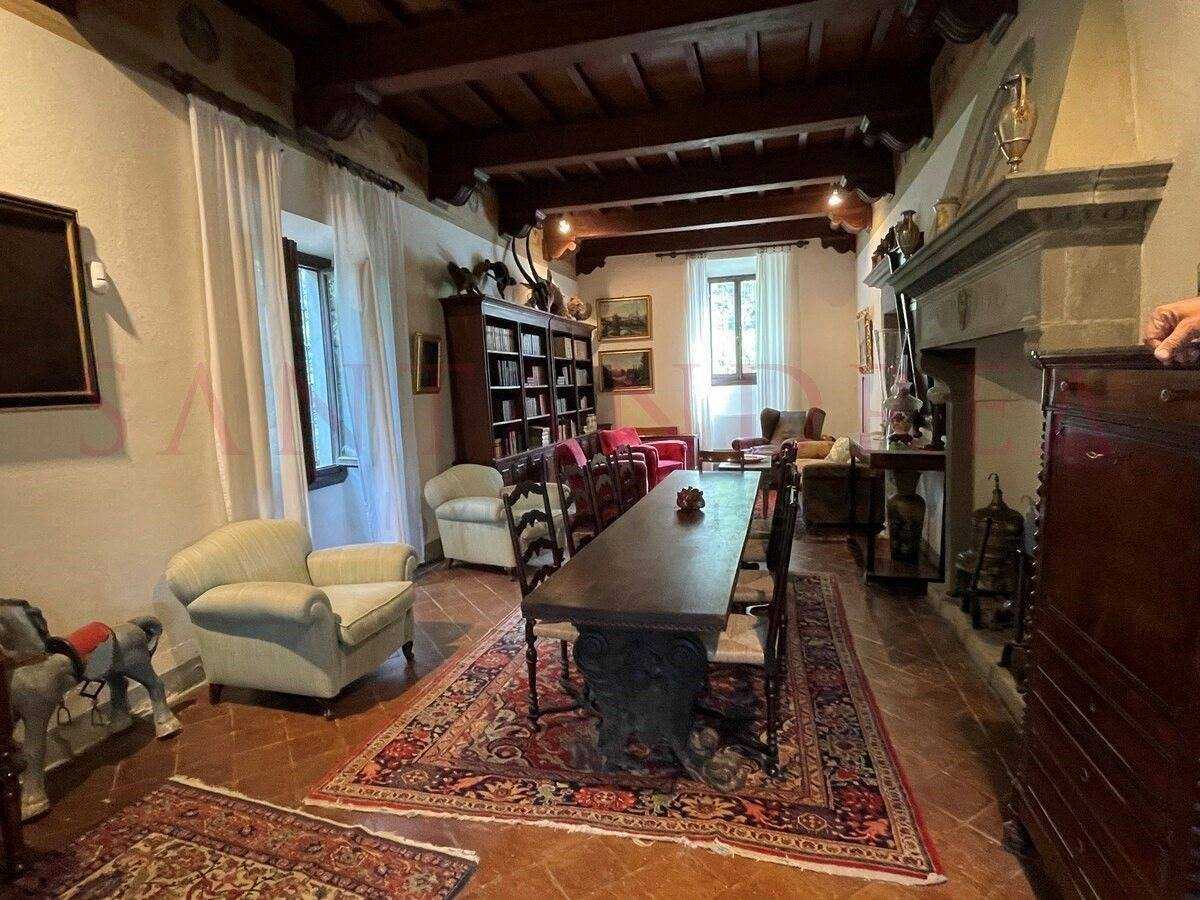 Talo sisään , Tuscany 10844137