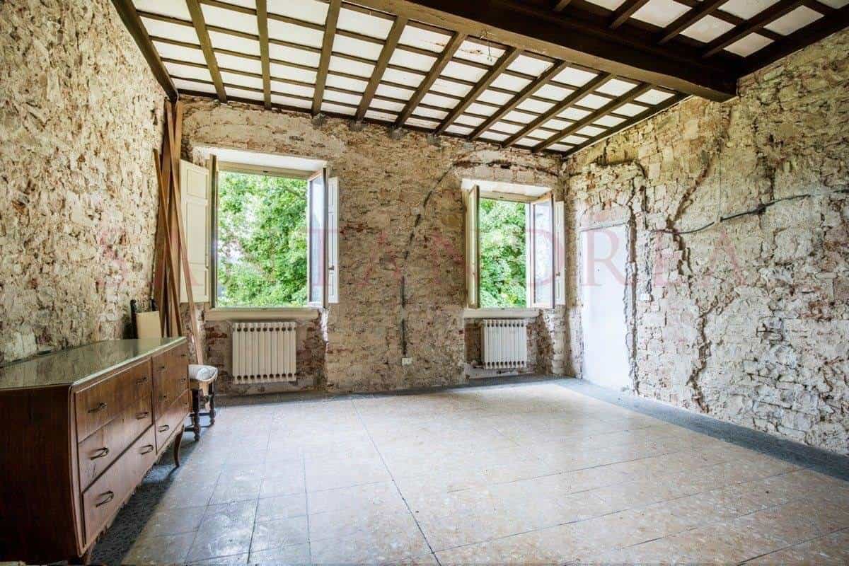 بيت في Rignano sull'Arno, Tuscany 10844170