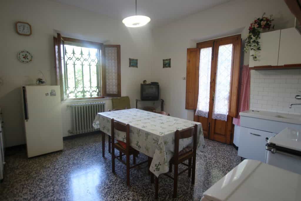 Talo sisään , Toscana 10844247