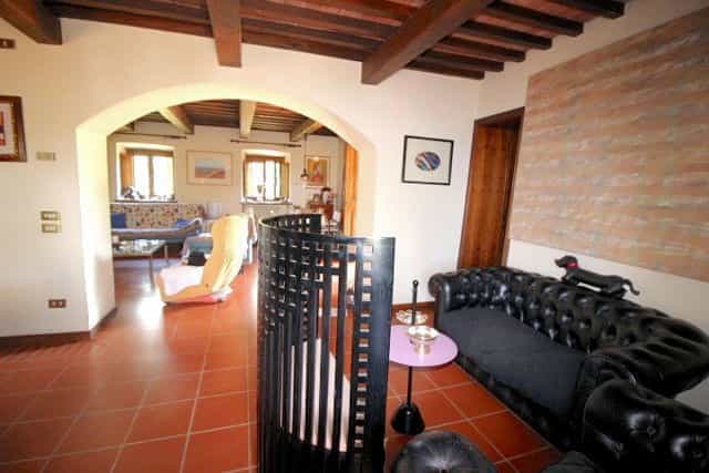 casa en Guardistallo, Tuscany 10844273