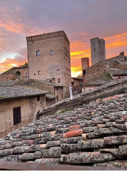 عمارات في San Gimignano, Tuscany 10844293
