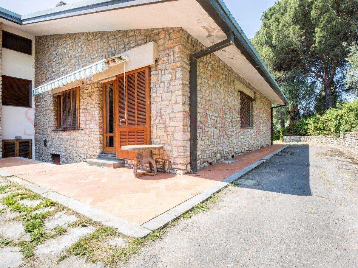жилой дом в Nievole, Tuscany 10844317