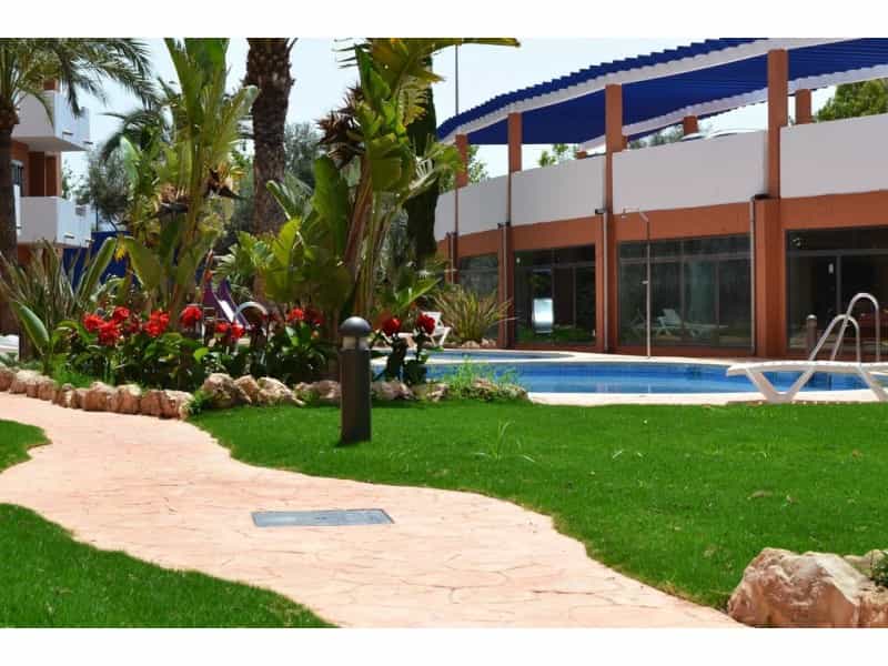 Condominium in Los Amarguillos, Andalusia 10844360
