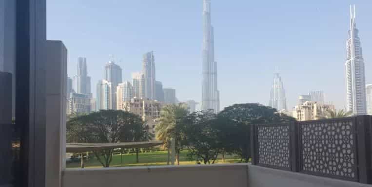 Dom w Dubai, Dubai 10844450