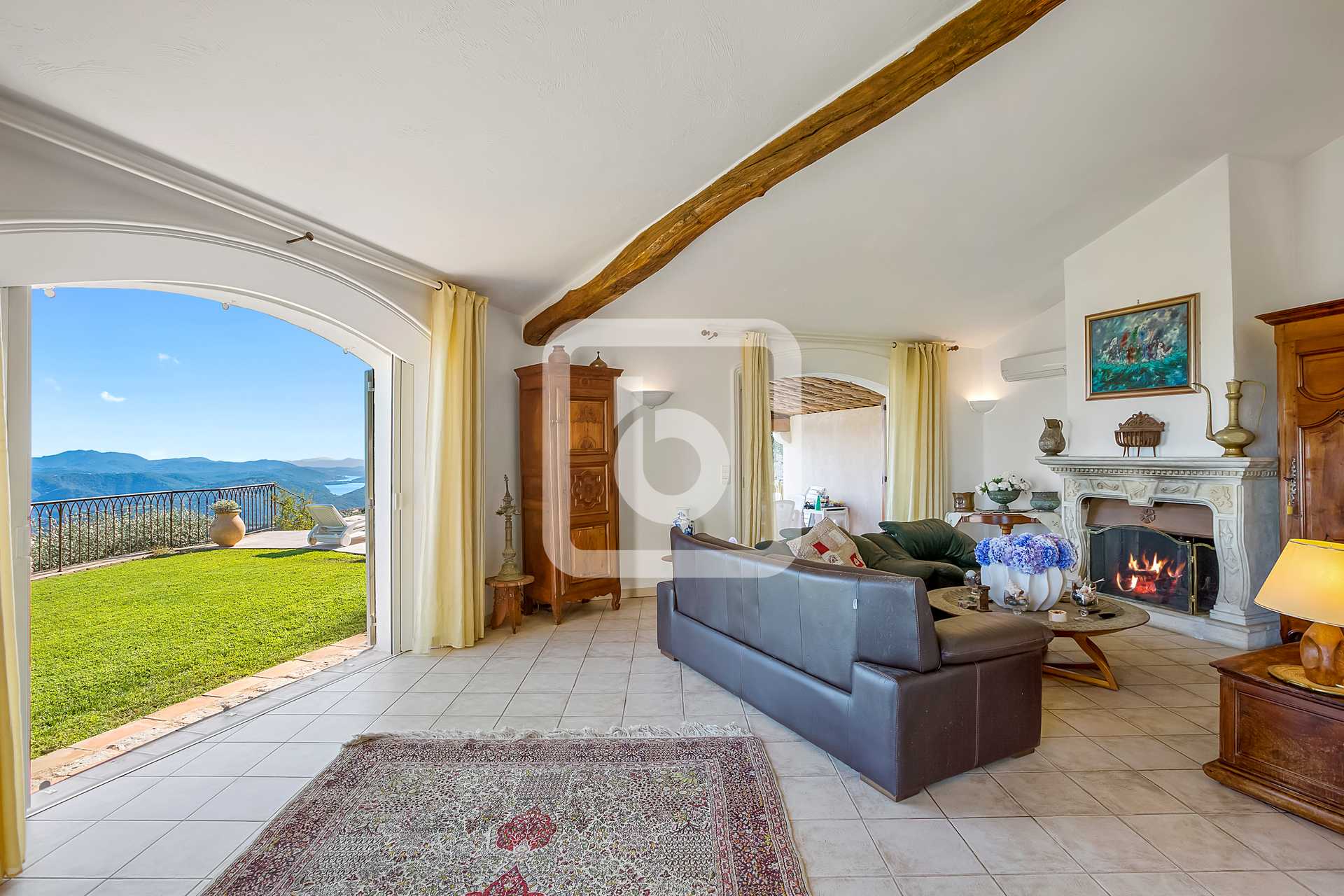 房子 在 Speracedes, 普羅旺斯-阿爾卑斯-藍色海岸 10844588