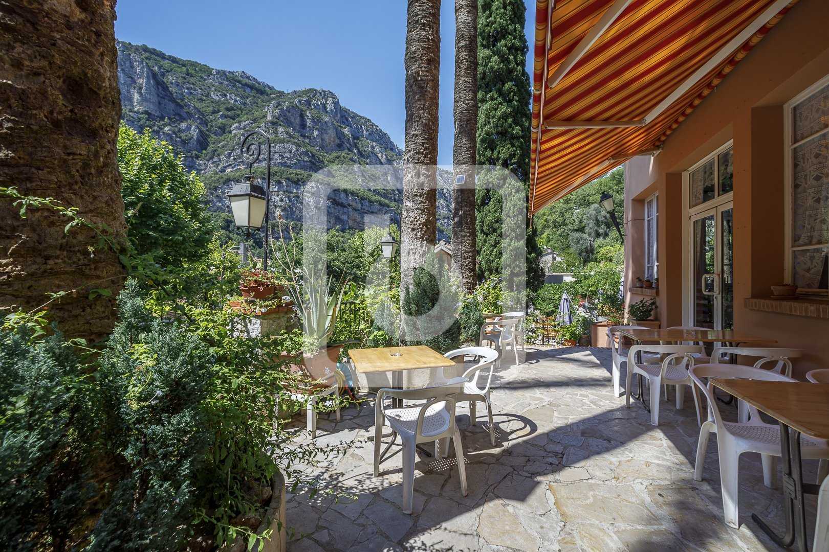 Hus i Tourrettes-sur-Loup, Provence-Alpes-Cote d'Azur 10844645