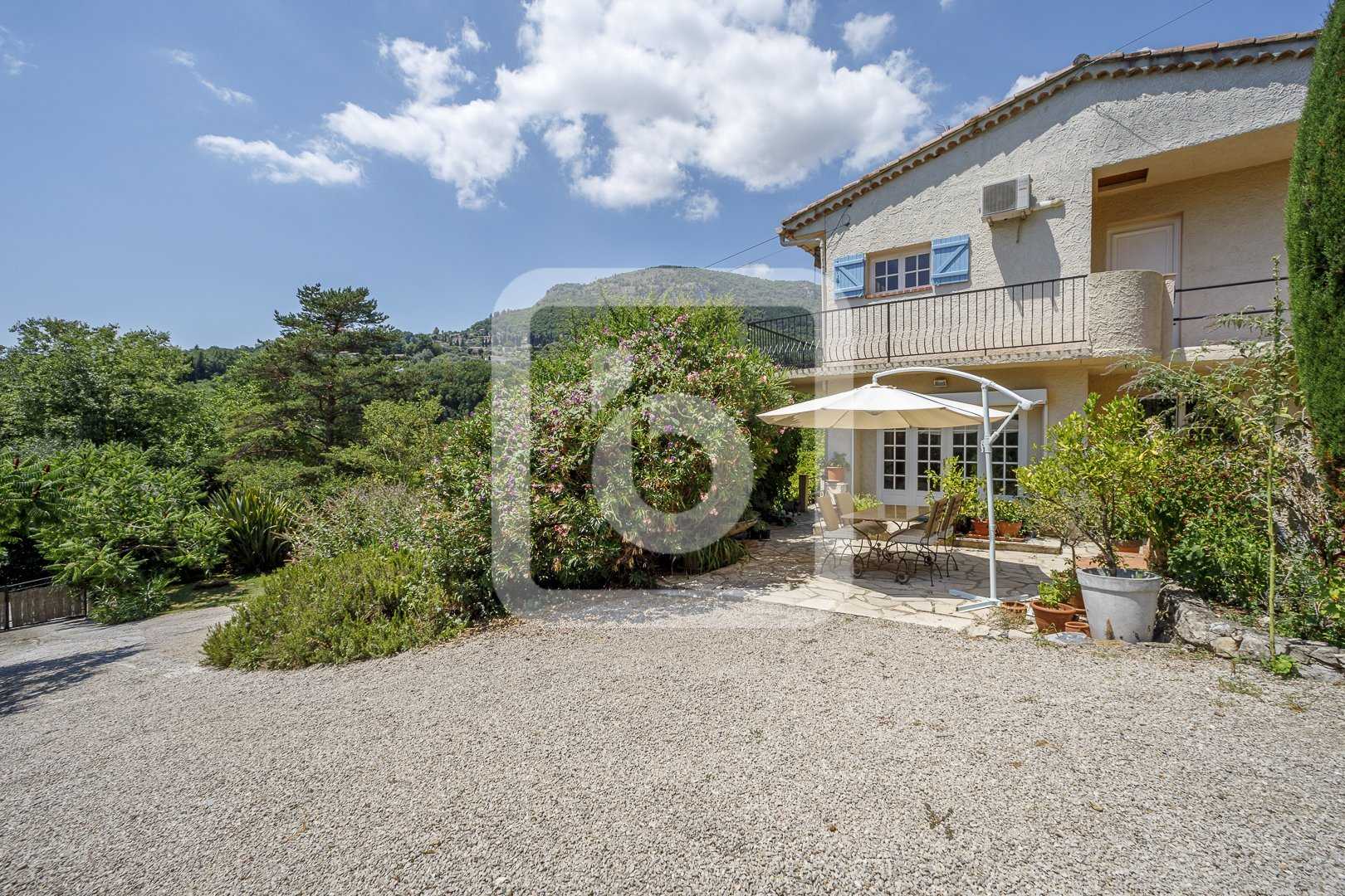 жилой дом в Tourrettes-sur-Loup, Provence-Alpes-Côte d'Azur 10844723