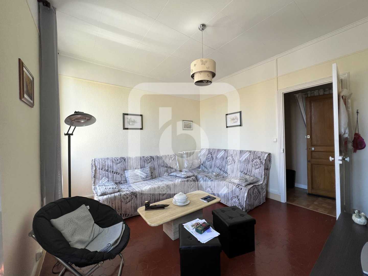 公寓 在 胡安萊潘, 普羅旺斯-阿爾卑斯-藍色海岸 10844758