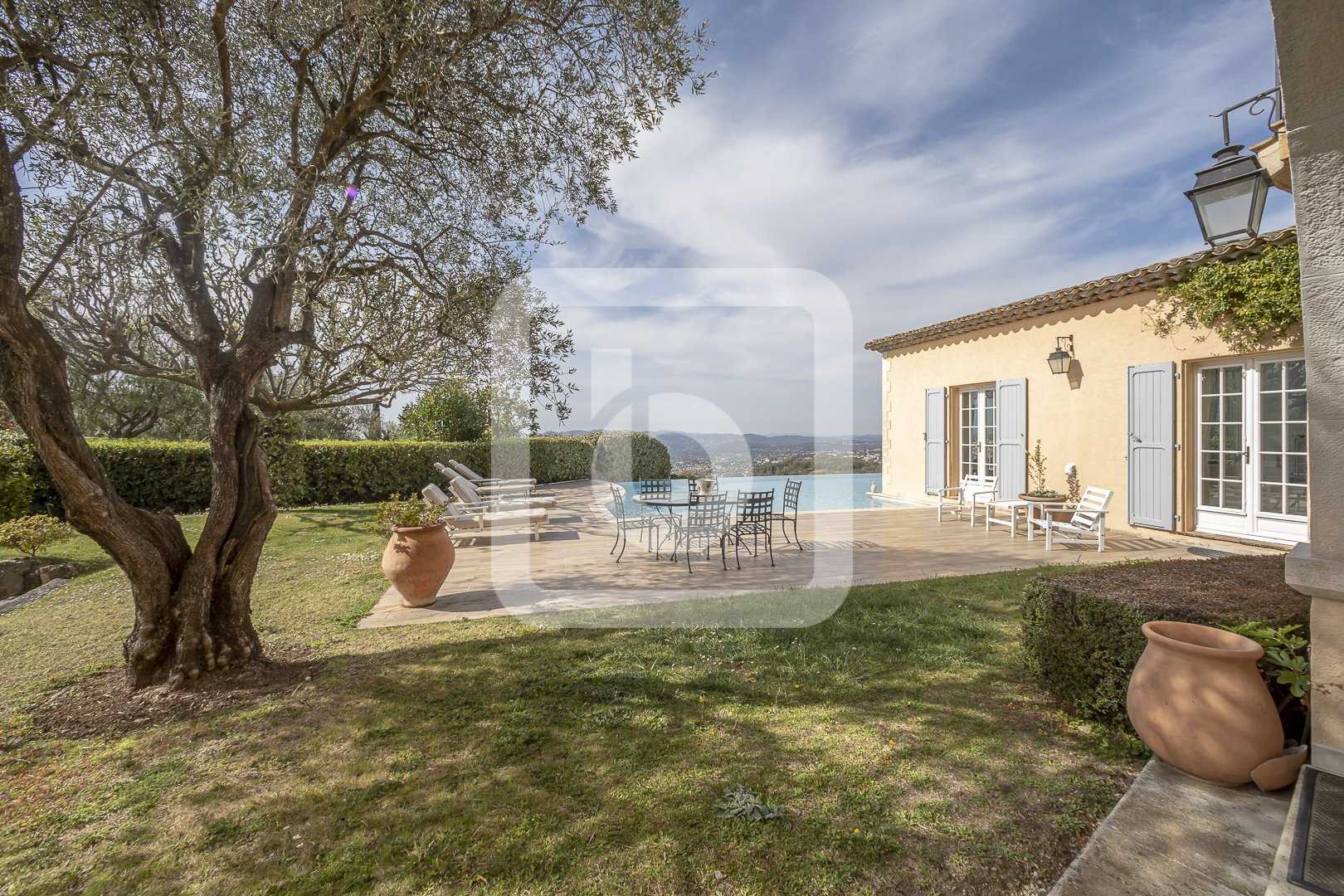 Haus im Chateauneuf-Grasse, Provence-Alpes-Côte d'Azur 10844804
