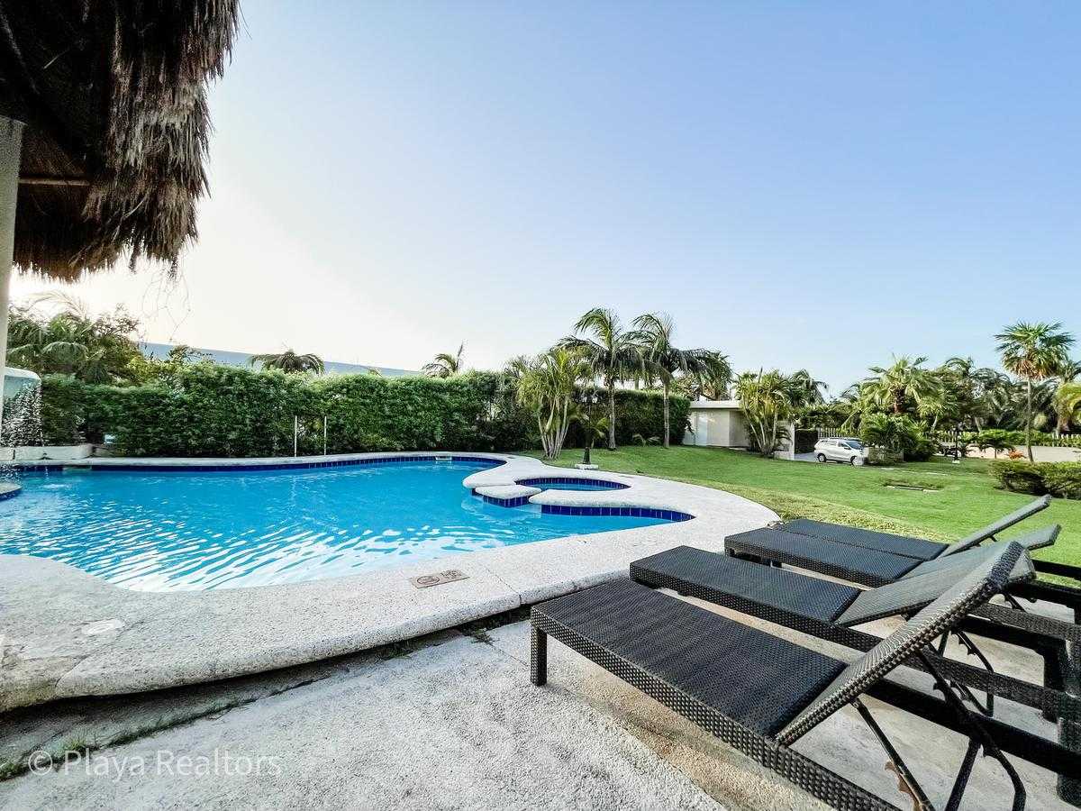 House in Cancún, Quintana Roo 10844805
