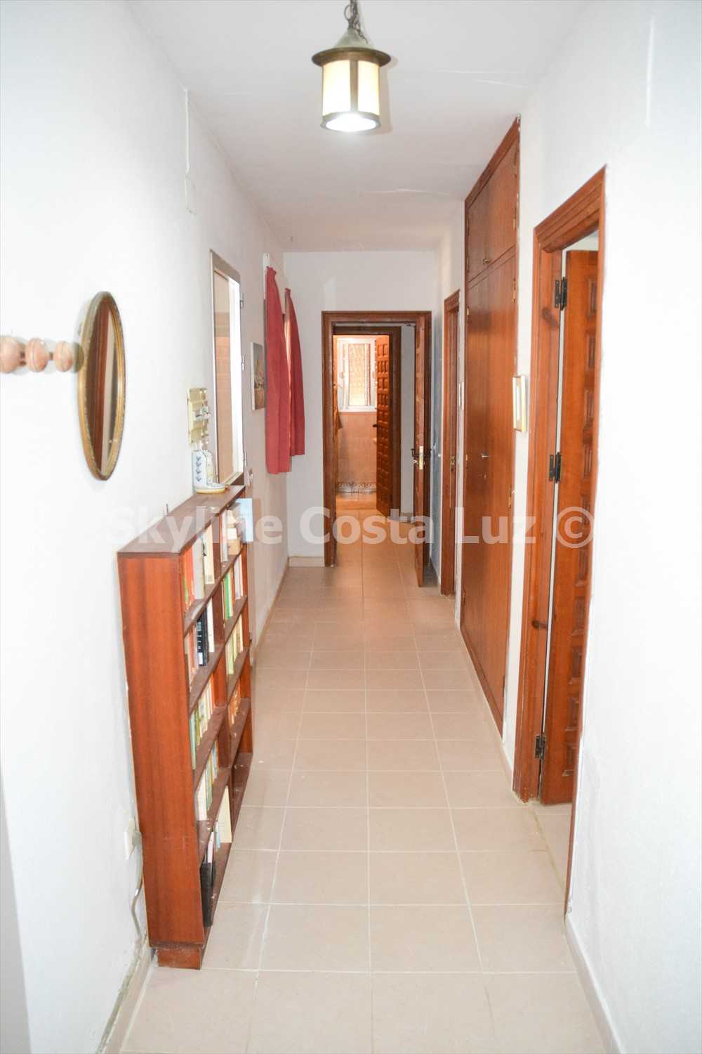 Huis in Chiclana de la Frontera, Andalucía 10845056