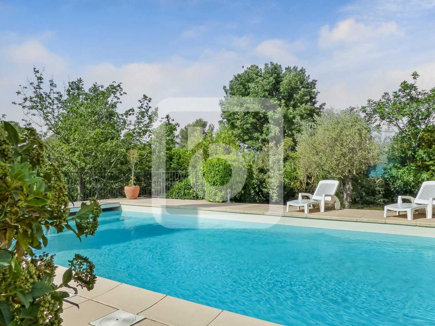 Huis in Gareoult, Provence-Alpes-Côte d'Azur 10845228