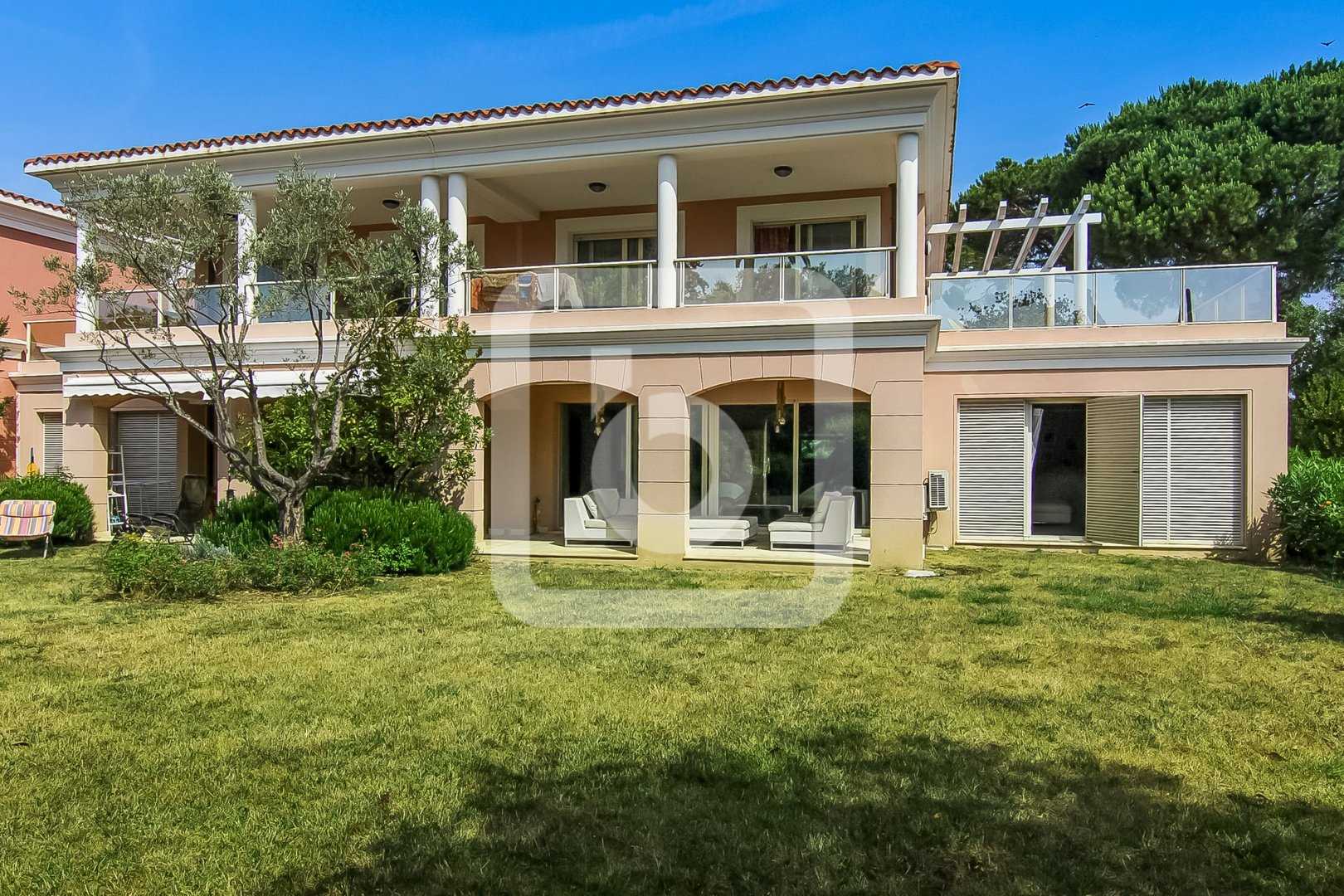 Rumah di Antibes, Provence-Alpes-Côte d'Azur 10845253