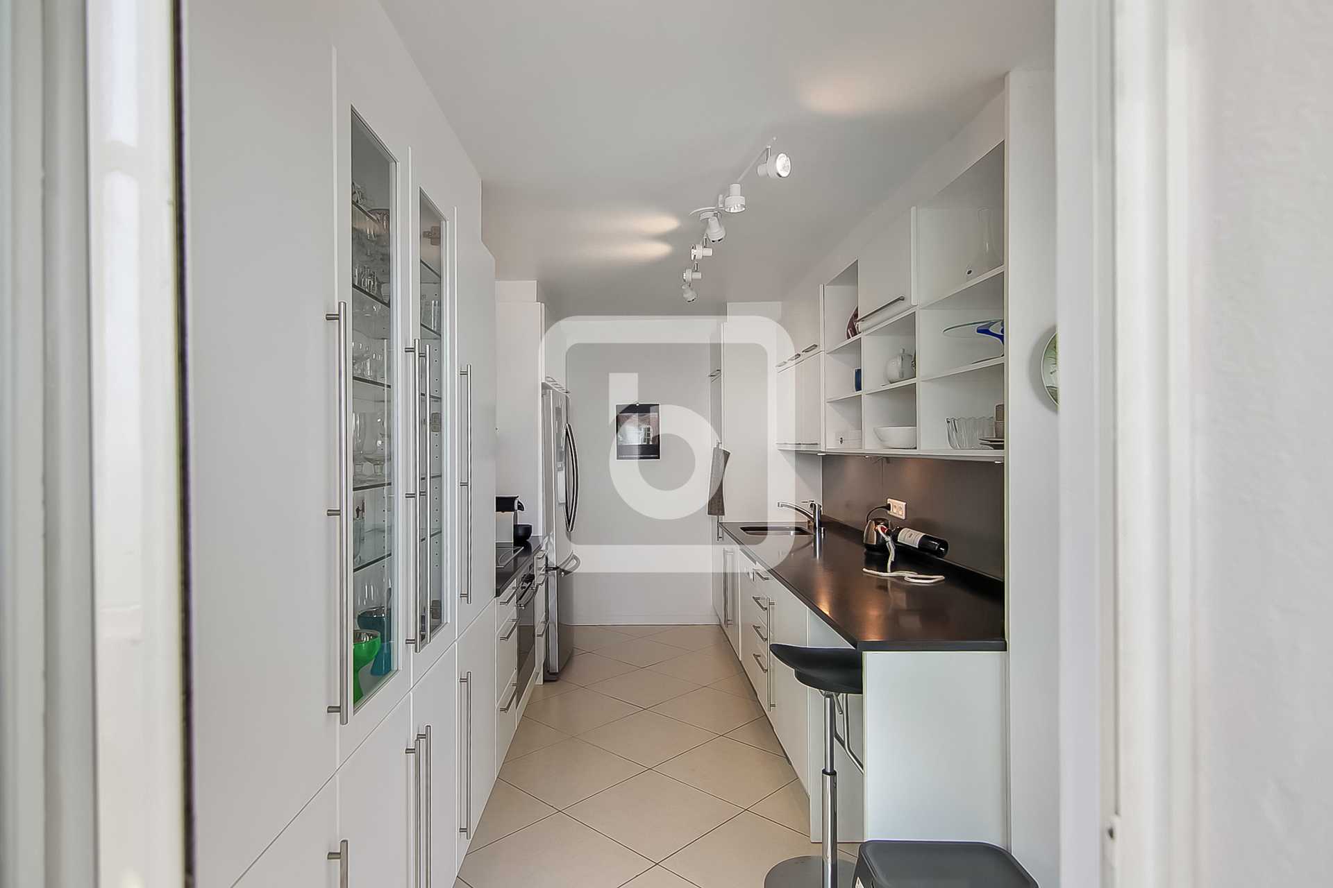 Condominium in La Californie, Provence-Alpes-Cote d'Azur 10845304