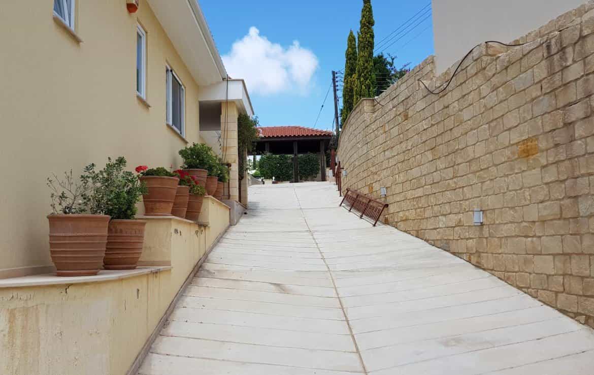 House in Tala, Paphos 10846133