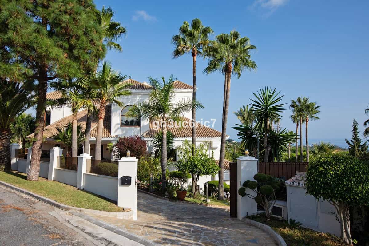 жилой дом в Marbella, Andalucía 10846136