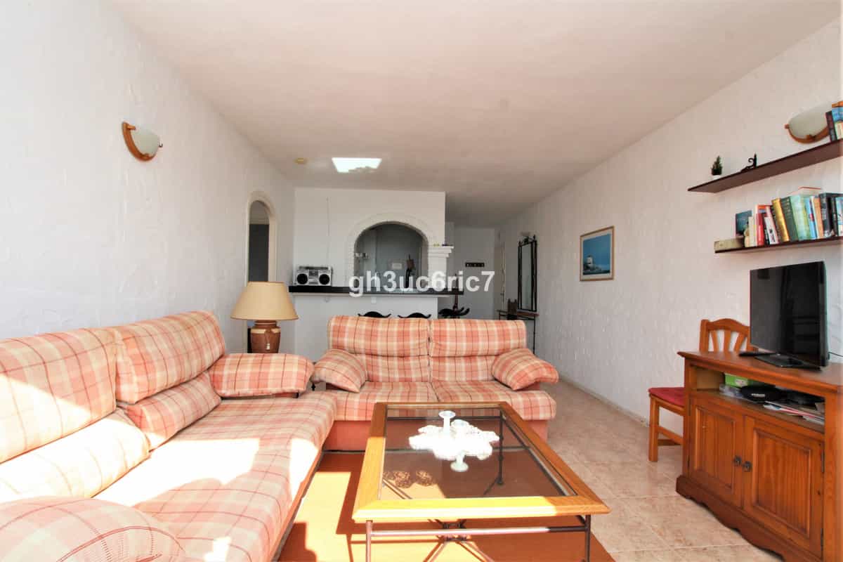 Квартира в Urbanización Riviera Sol, Andalucía 10846497